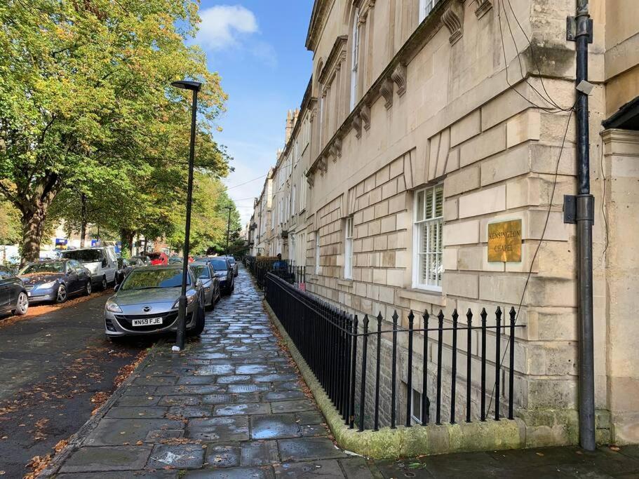Style & Opulence In Georgian Chapel W Parking Lägenhet Bath Exteriör bild